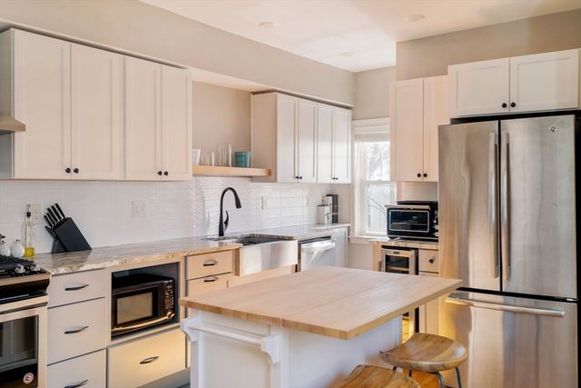 69 Boylston Street 2, Boston, MA 02130