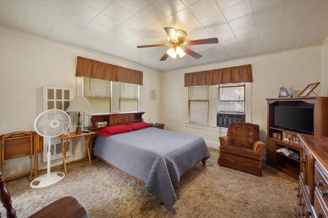 110 Woodland Avenue, Corsicana, TX 75110