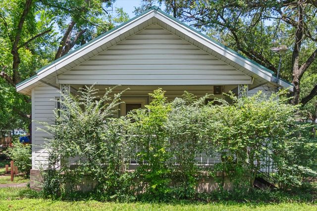 110 Woodland Avenue, Corsicana, TX 75110