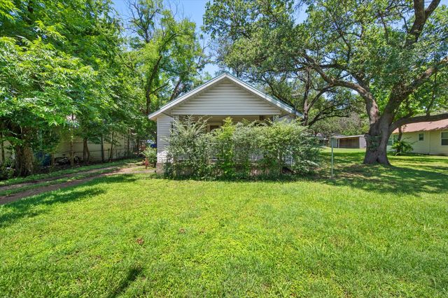 110 Woodland Avenue, Corsicana, TX 75110
