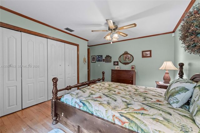10651 SW 27th St, Davie, FL 33328