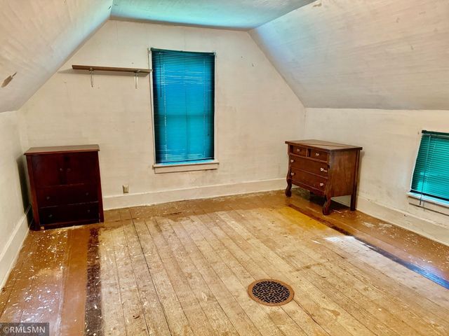 613 Maine Avenue, Adrian, MN 56110