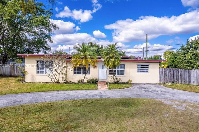 6101 Flagler St, Hollywood, FL 33023