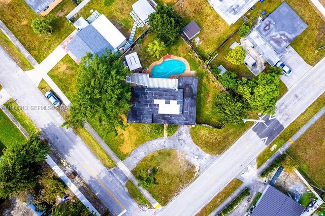 6101 Flagler St, Hollywood, FL 33023