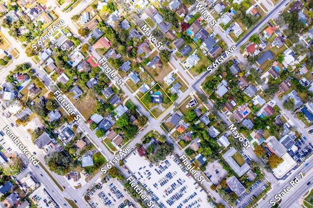 6101 Flagler St, Hollywood, FL 33023