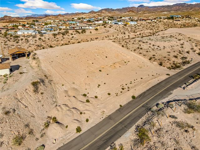 4389 La Mesa Road, Bullhead City, AZ 86429