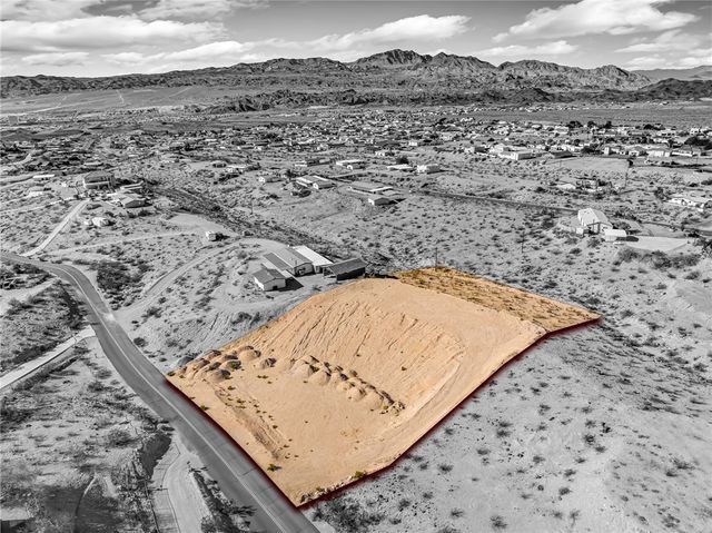 4389 La Mesa Road, Bullhead City, AZ 86429