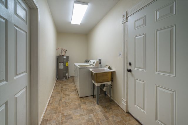 416 W Palestine Ave Avenue, Palestine, TX 75801