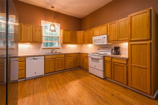 416 W Palestine Ave Avenue, Palestine, TX 75801