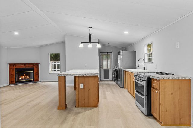 136 Vernon Way, Hemingway, SC 29554