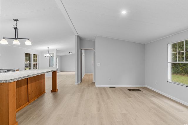 136 Vernon Way, Hemingway, SC 29554