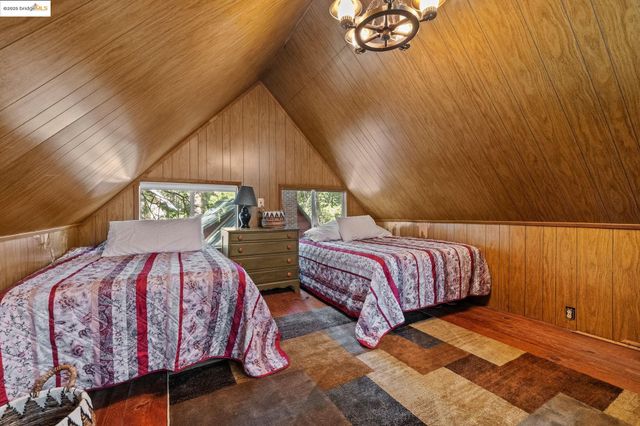 22742 Conifer Court, Long Barn, CA 95335