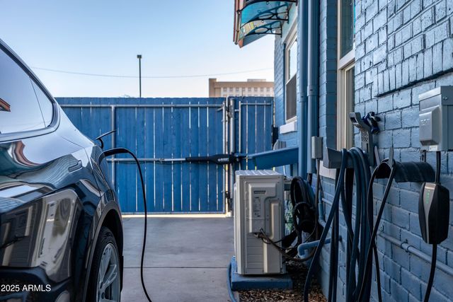 1630 W POLK Street, Phoenix, AZ 85007