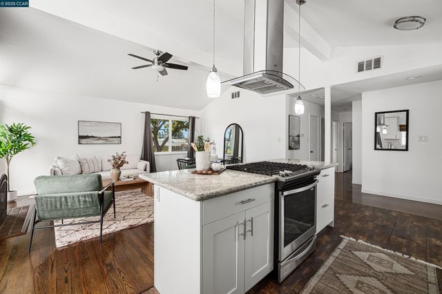 2508 Moyers Rd, Richmond, CA 94806