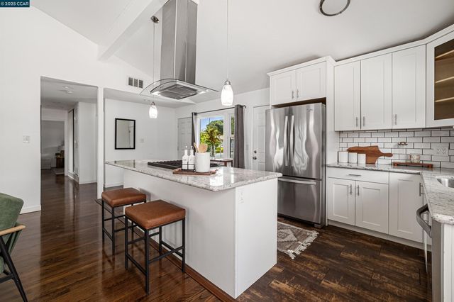 2508 Moyers Rd, Richmond, CA 94806