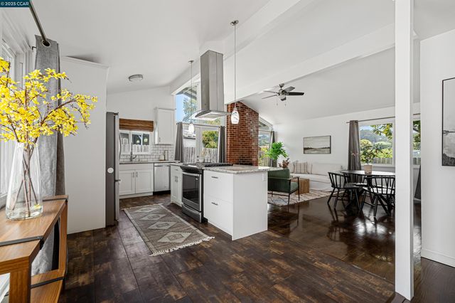 2508 Moyers Rd, Richmond, CA 94806