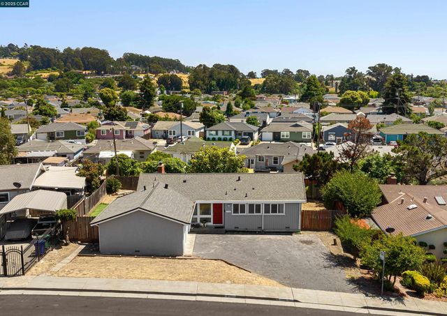 2508 Moyers Rd, Richmond, CA 94806
