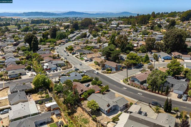 2508 Moyers Rd, Richmond, CA 94806