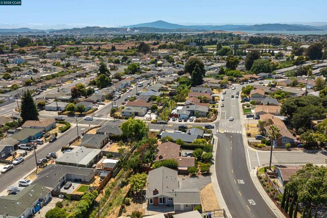 2508 Moyers Rd, Richmond, CA 94806