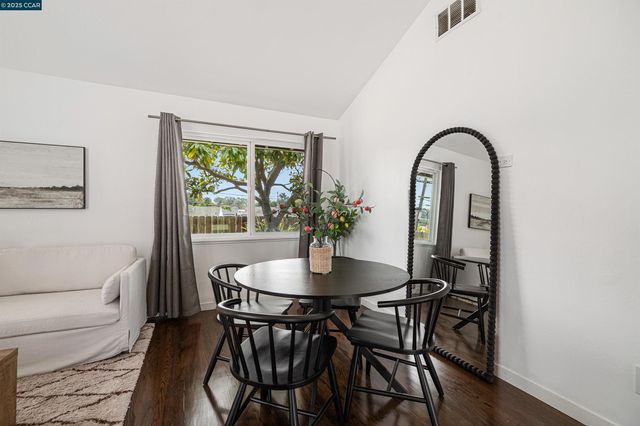 2508 Moyers Rd, Richmond, CA 94806
