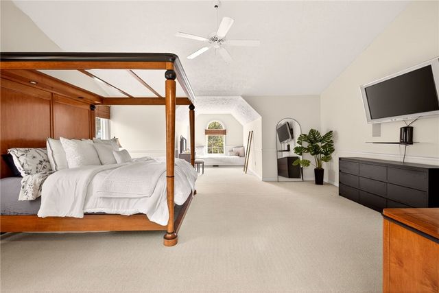 14 Princeton Lane, Perinton, NY 14450