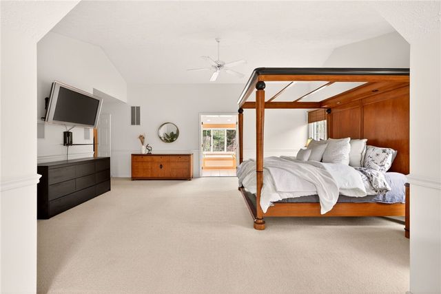 14 Princeton Lane, Perinton, NY 14450