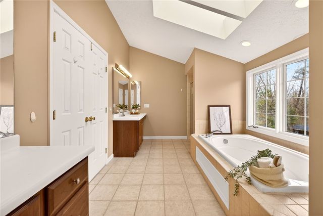 14 Princeton Lane, Perinton, NY 14450