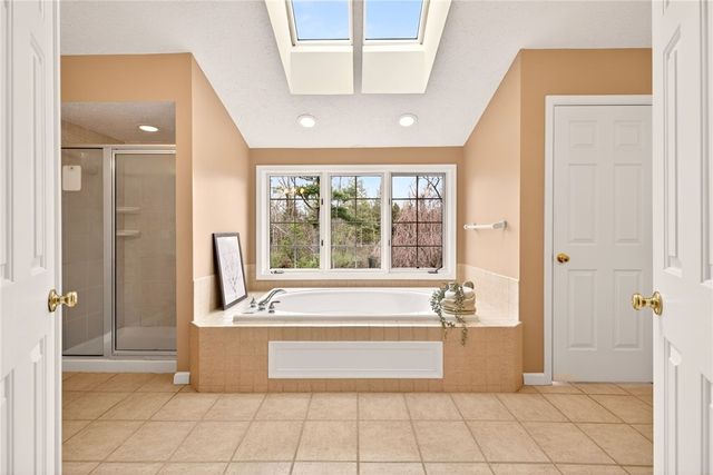 14 Princeton Lane, Perinton, NY 14450