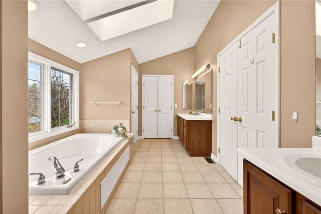 14 Princeton Lane, Perinton, NY 14450