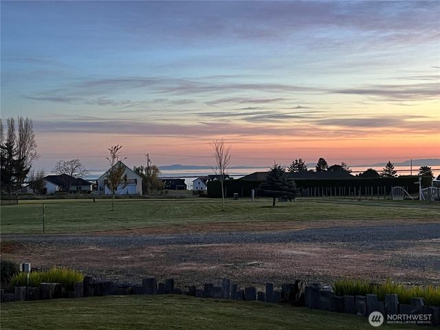 121 Arbor Lane, Sequim, WA 98382