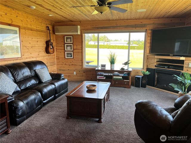 121 Arbor Lane, Sequim, WA 98382