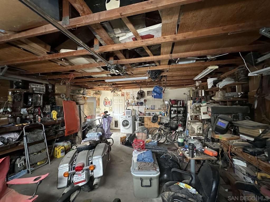 Image 23 of property listing at 396 W Jones ST, Brawley, CA 92227