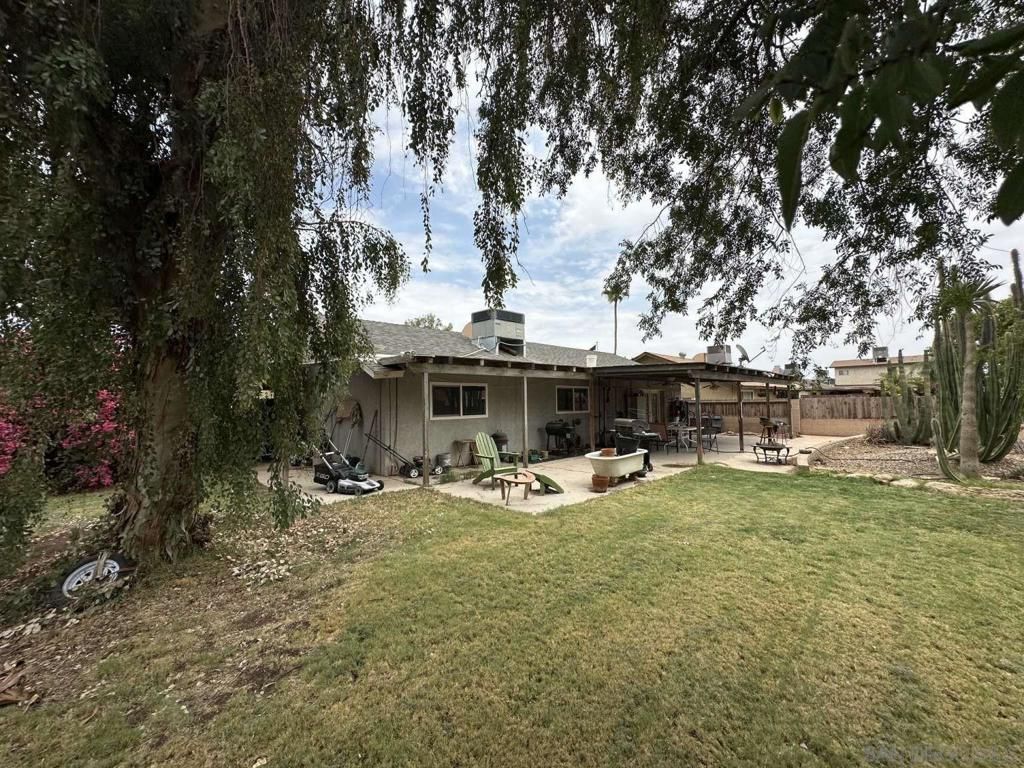 Image 3 of property listing at 396 W Jones ST, Brawley, CA 92227