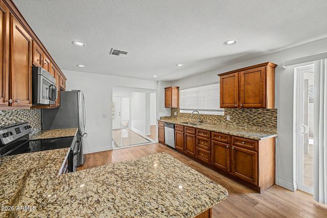 508 E SAGEBRUSH Street, Litchfield Park, AZ 85340