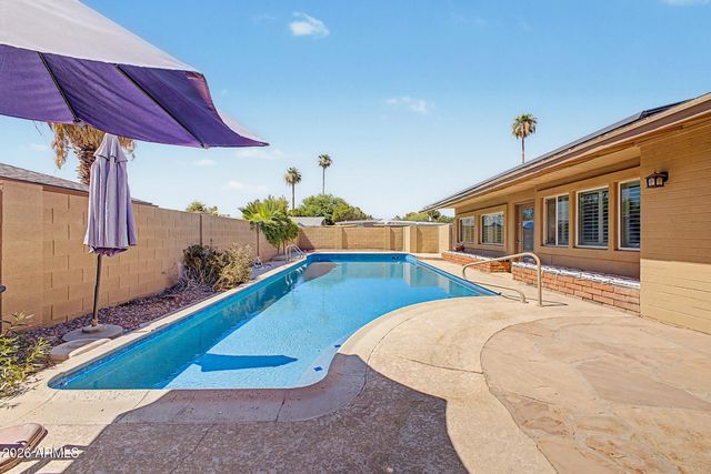 508 E SAGEBRUSH Street, Litchfield Park, AZ 85340
