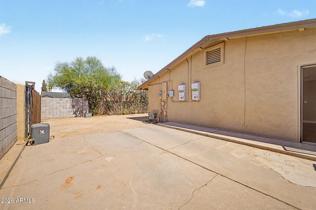 508 E SAGEBRUSH Street, Litchfield Park, AZ 85340
