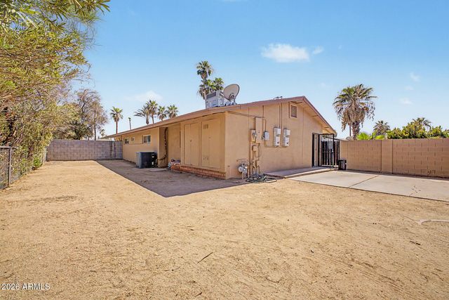 508 E SAGEBRUSH Street, Litchfield Park, AZ 85340