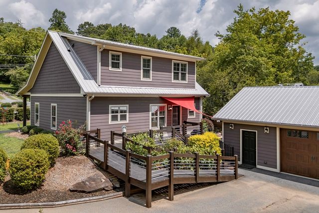 584 Ada Street, Blue Ridge, GA 30513