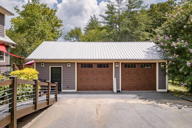 584 Ada Street, Blue Ridge, GA 30513