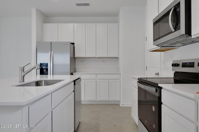 3736 ATHENIAN Way, Middleburg, FL 32068