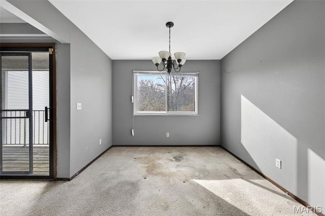 6458 White Cap Lane B, St Louis, MO 63033