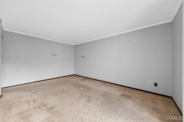 6458 White Cap Lane B, St Louis, MO 63033