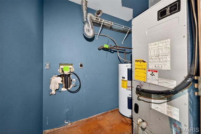 6458 White Cap Lane B, St Louis, MO 63033