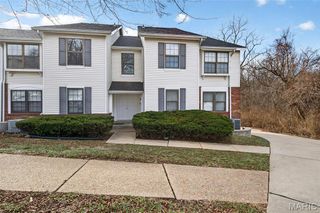 6458 White Cap Lane B, St Louis, MO 63033