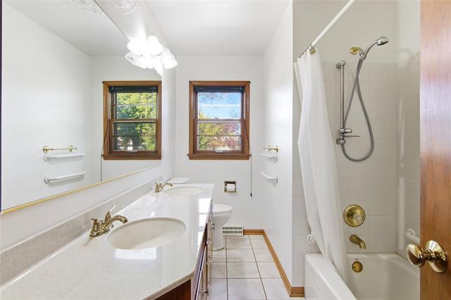 1816 Taft Avenue, Eau Claire, WI 54701