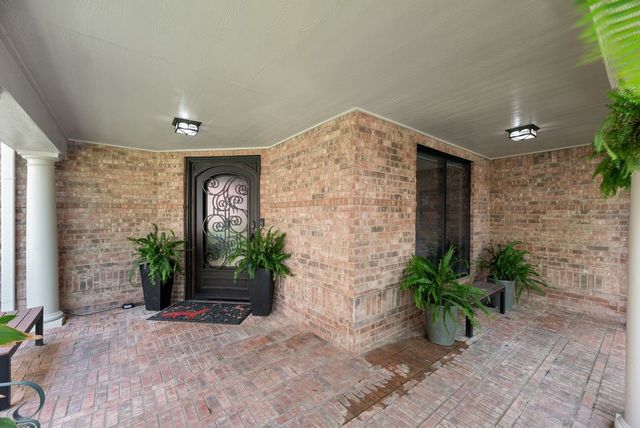 1726 Tealwood Lane, Corinth, TX 76210