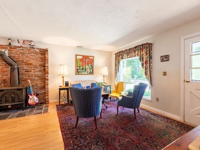 430 Lake Shore Dr, Duxbury, MA 02332