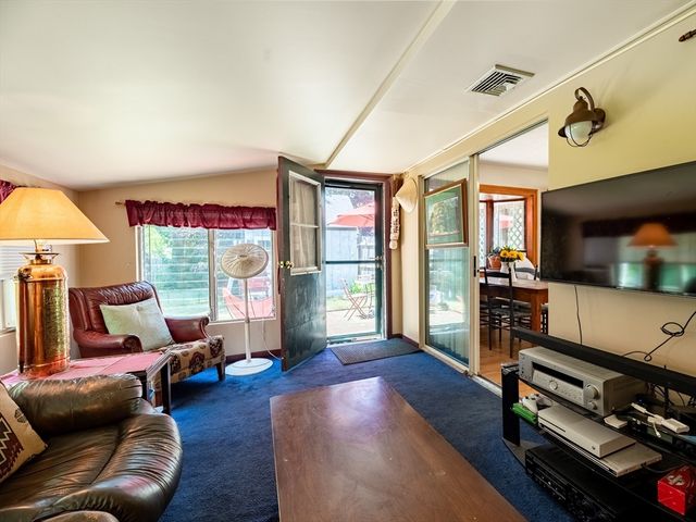 430 Lake Shore Dr, Duxbury, MA 02332