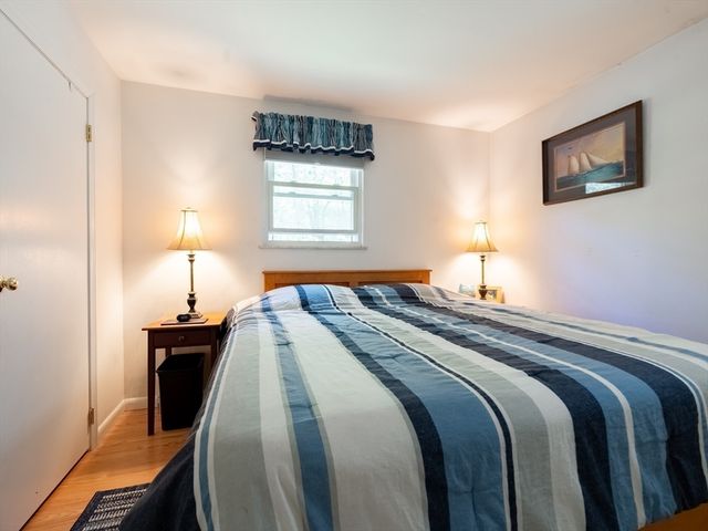 430 Lake Shore Dr, Duxbury, MA 02332