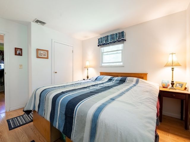 430 Lake Shore Dr, Duxbury, MA 02332